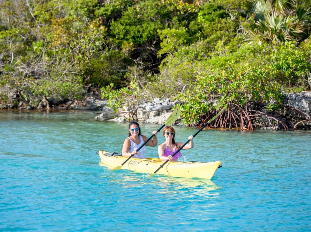 Island Routes-普罗维登西亚莱斯必去景点