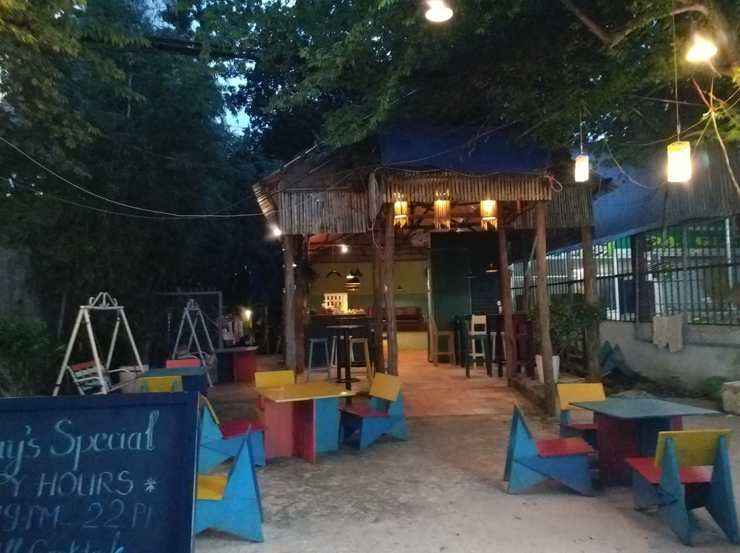 Chinaski's Bar-Duong To必去景点