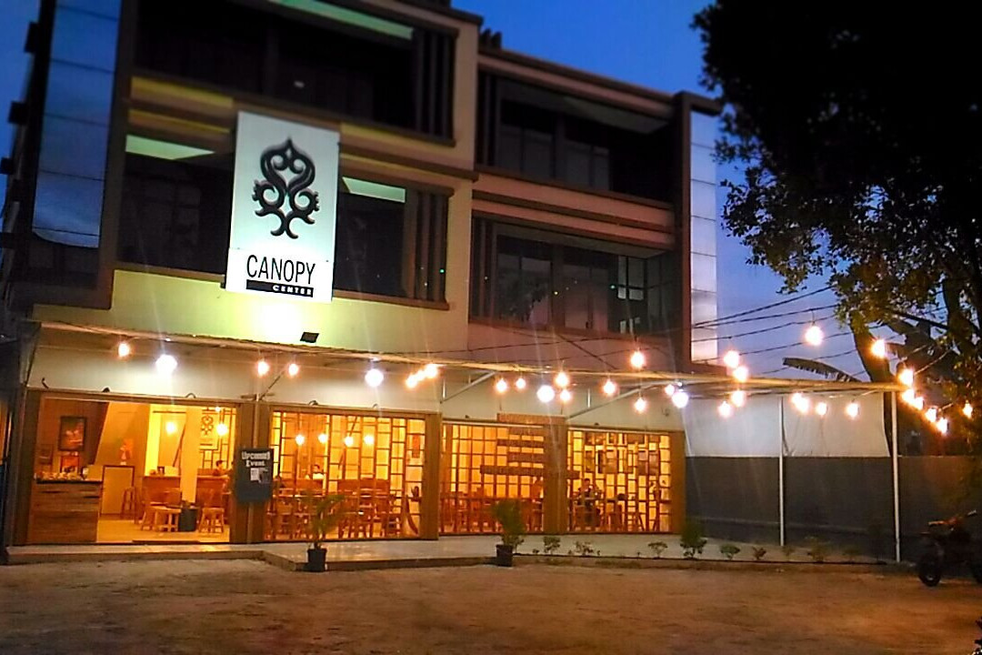 CANOPY CENTER Hostel
