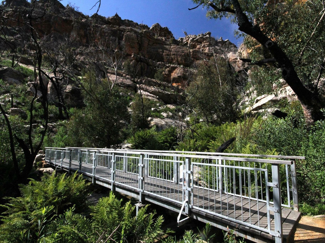 Glenorchy旅游景点-Beehive falls
