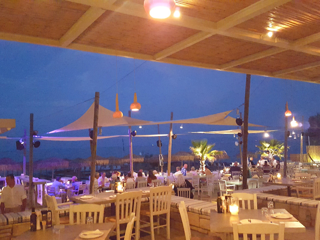 Almira Beach Bar and Restaurant