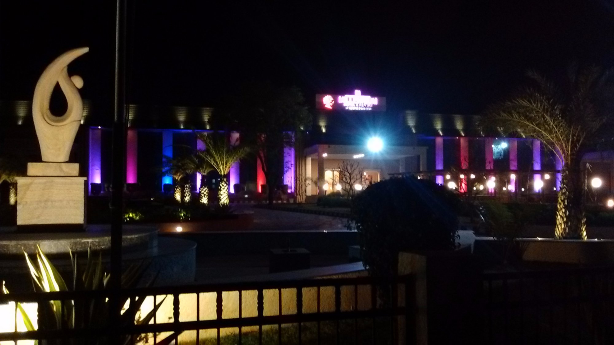 Millionaire Hotel & Resort-浴室