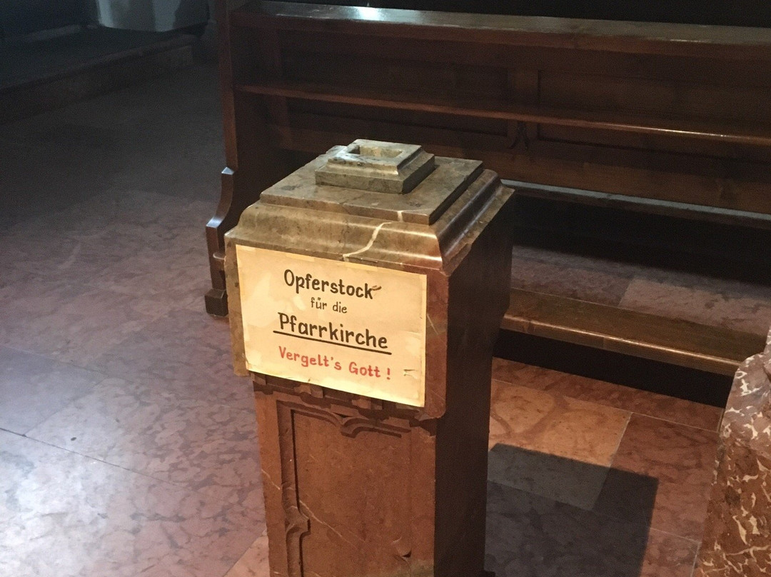 Pfarrkirche Maria Himmelfahrt-Kuchl必去景点