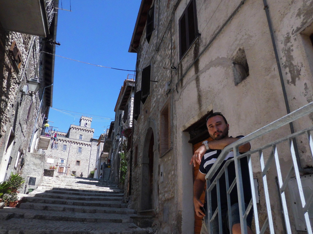 Castello Baronale-Gavignano必去景点