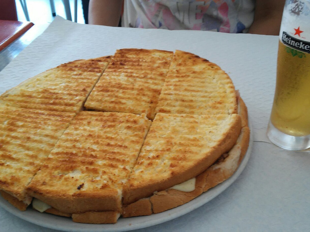 Mega Tosta