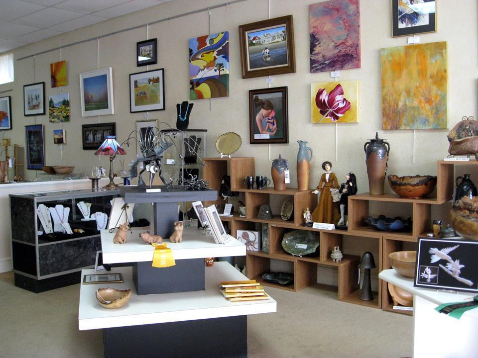 Rutherford County Visual Arts Center Gallery景点图片