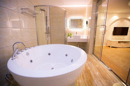 汕尾中联港湾酒店（汕尾市全民健身广场店）主图