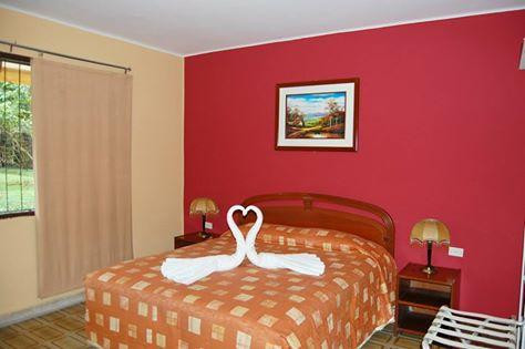 Cesar's Tropical Hotel主图