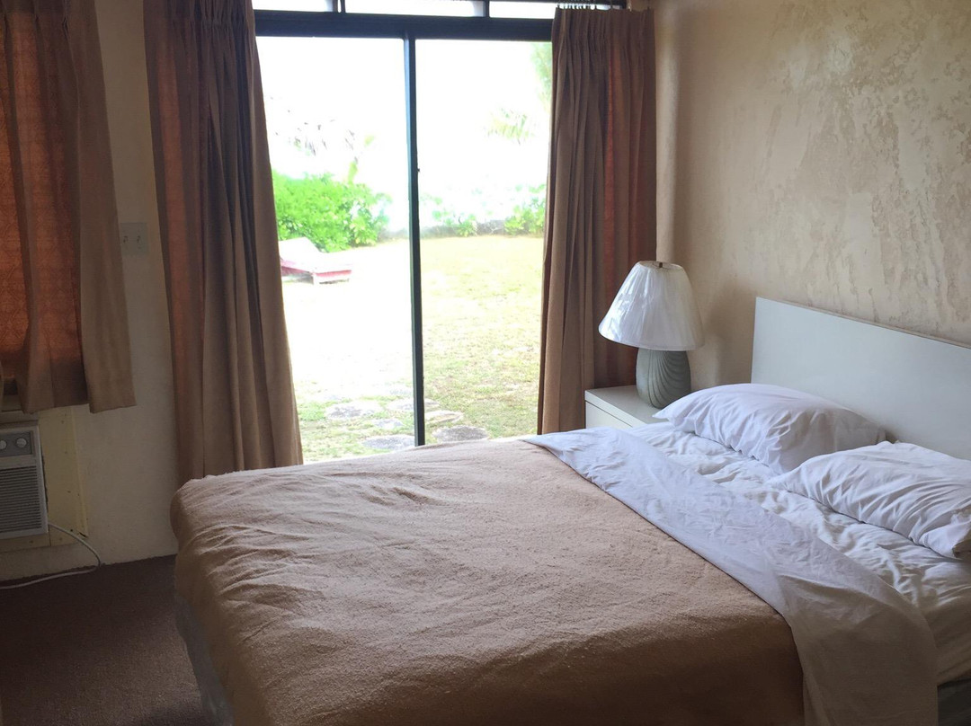 Ingraham's Beach Inn主图