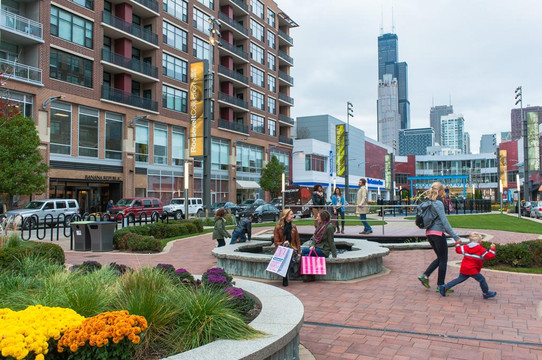 Roosevelt Collection Shops-芝加哥必去景点