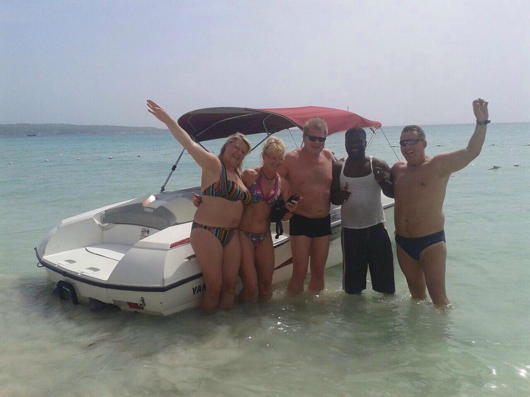 A & T Jet Ski Company-内格里尔必去景点