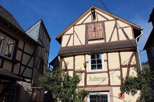 Das kleine Weinhotel-客卧