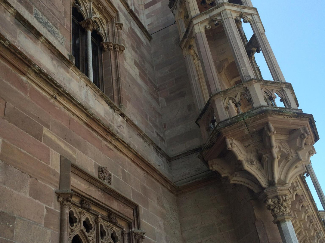 Palacio de Sobrellano景点图片