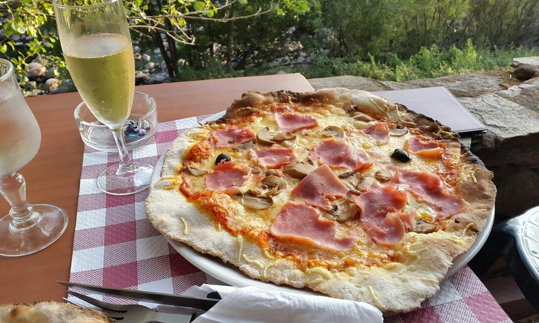 Pietralba餐馆和美食-L'Alzelli