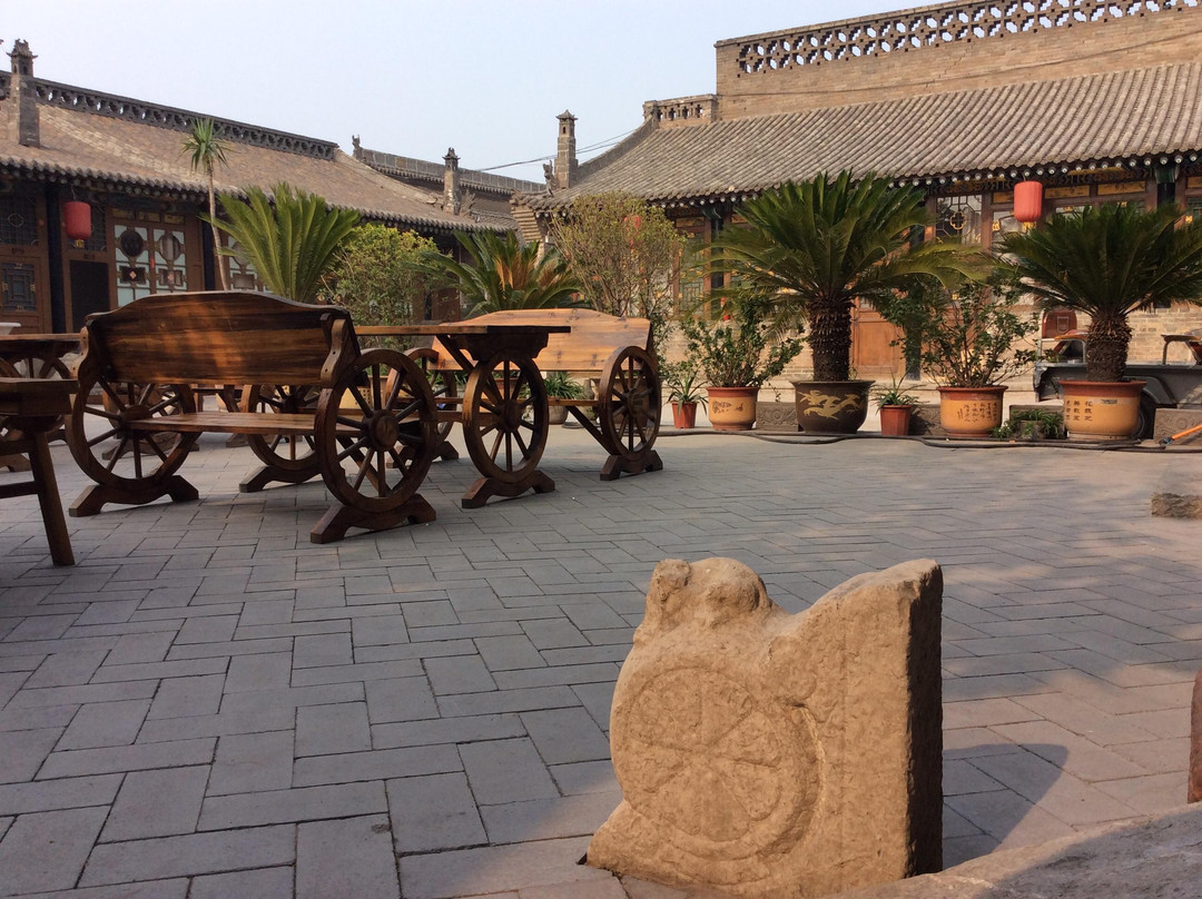 夜奔平遥四合院客栈主图