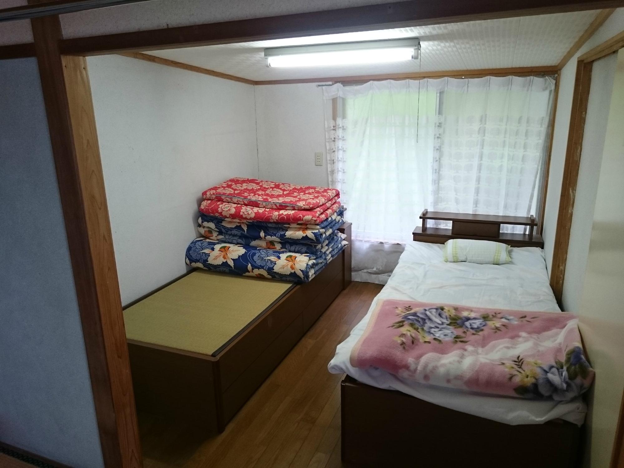 Deep in Moromido-客卧