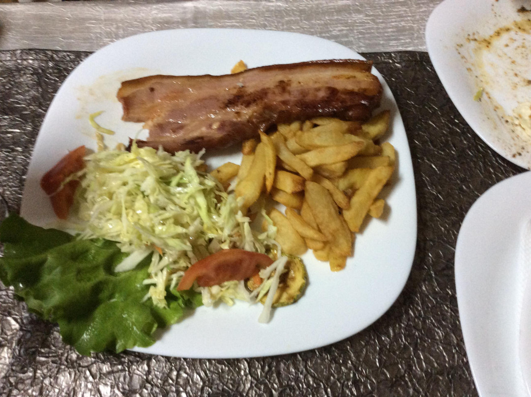 Resen餐馆和美食-Restoran Orfej