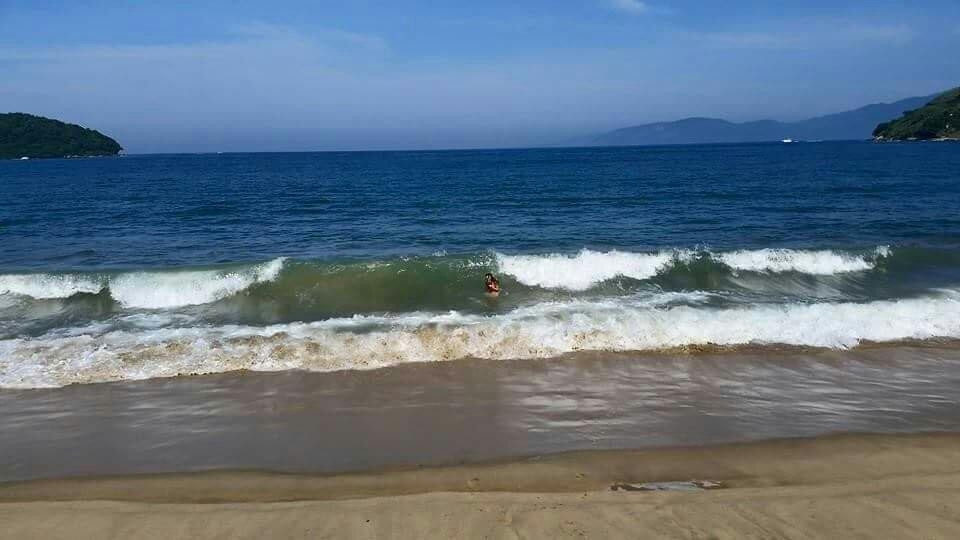 Praia De Garatucaia景点图片