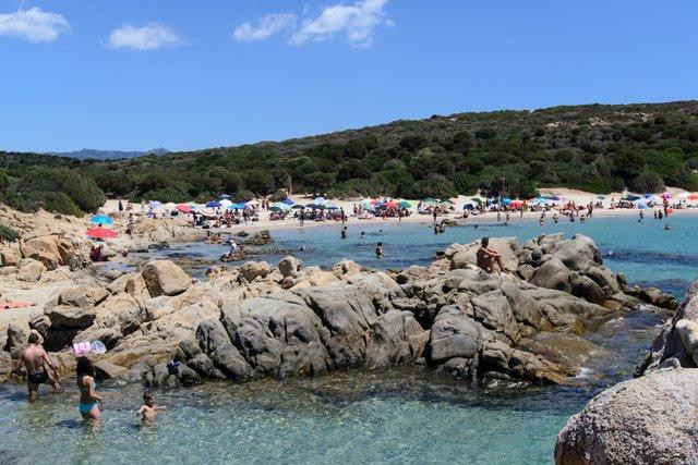 Spiaggia di Cala Cipolla-Chia必去景点