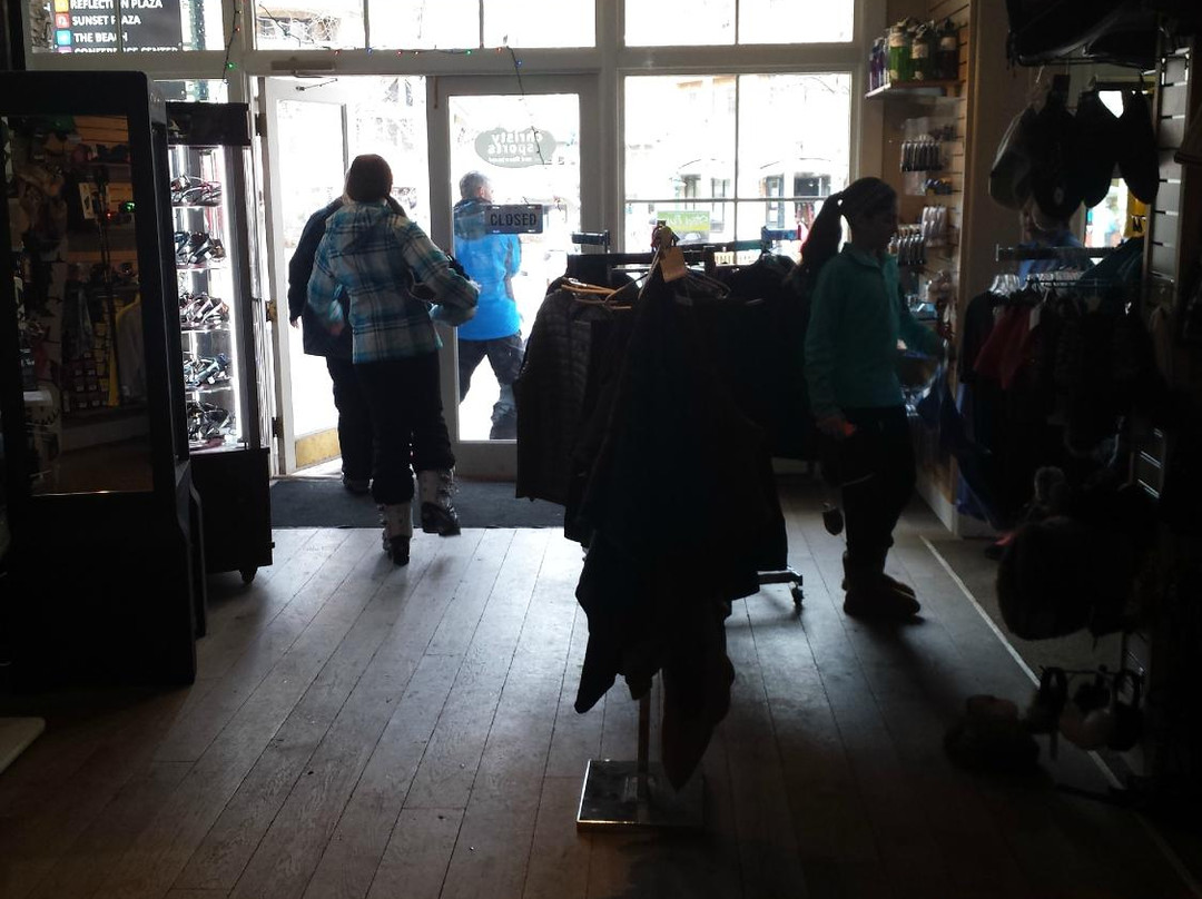 Christy Sports Ski and Snowboard-特柳赖德必去景点