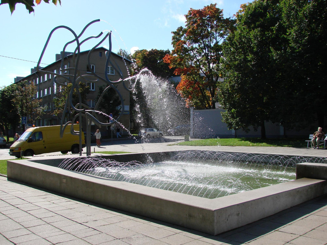 Monument to Juri Lotman-塔尔图必去景点