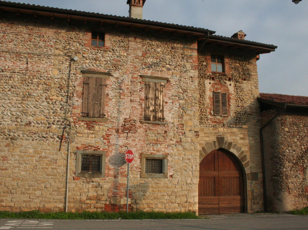 Edificio Fortificato Carlinga景点图片