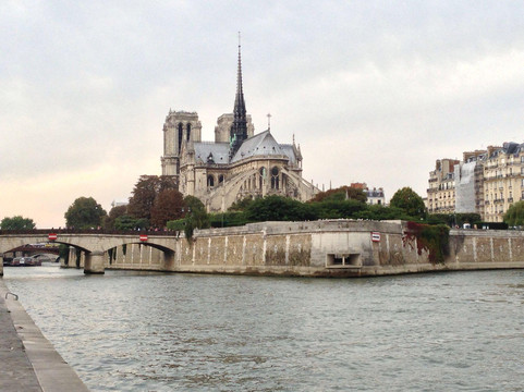 圣路易岛-巴黎必去景点