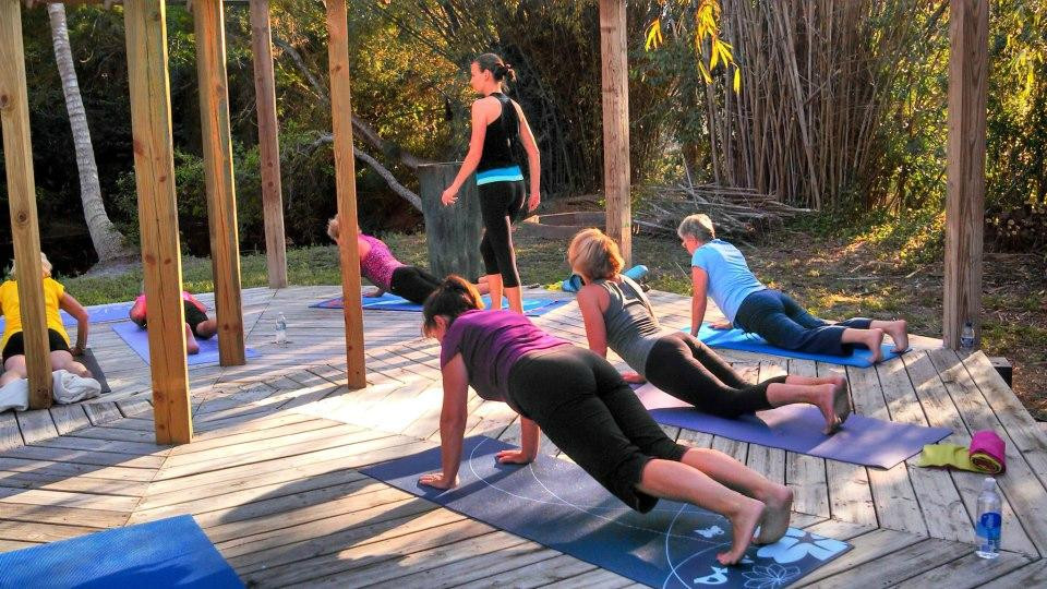 Earth & Spirit Garden Gallery-Saint James City必去景点