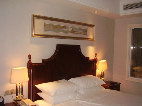 富都戴斯酒店主图