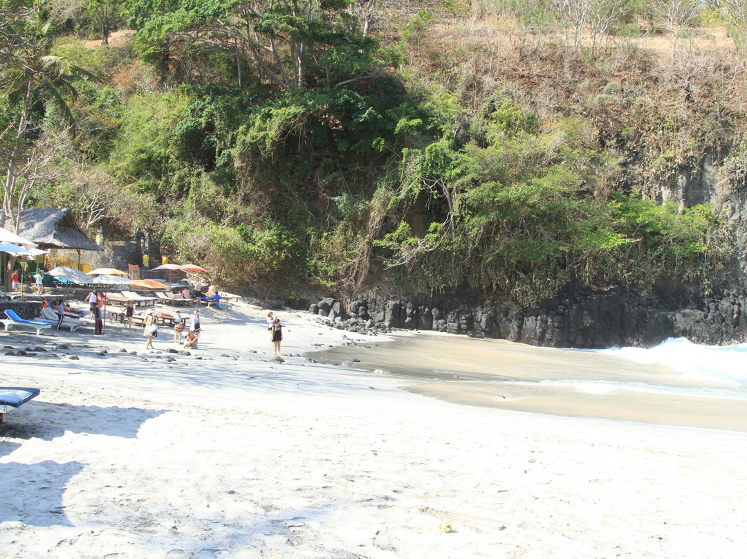 白沙滩-卡朗阿森必去景点