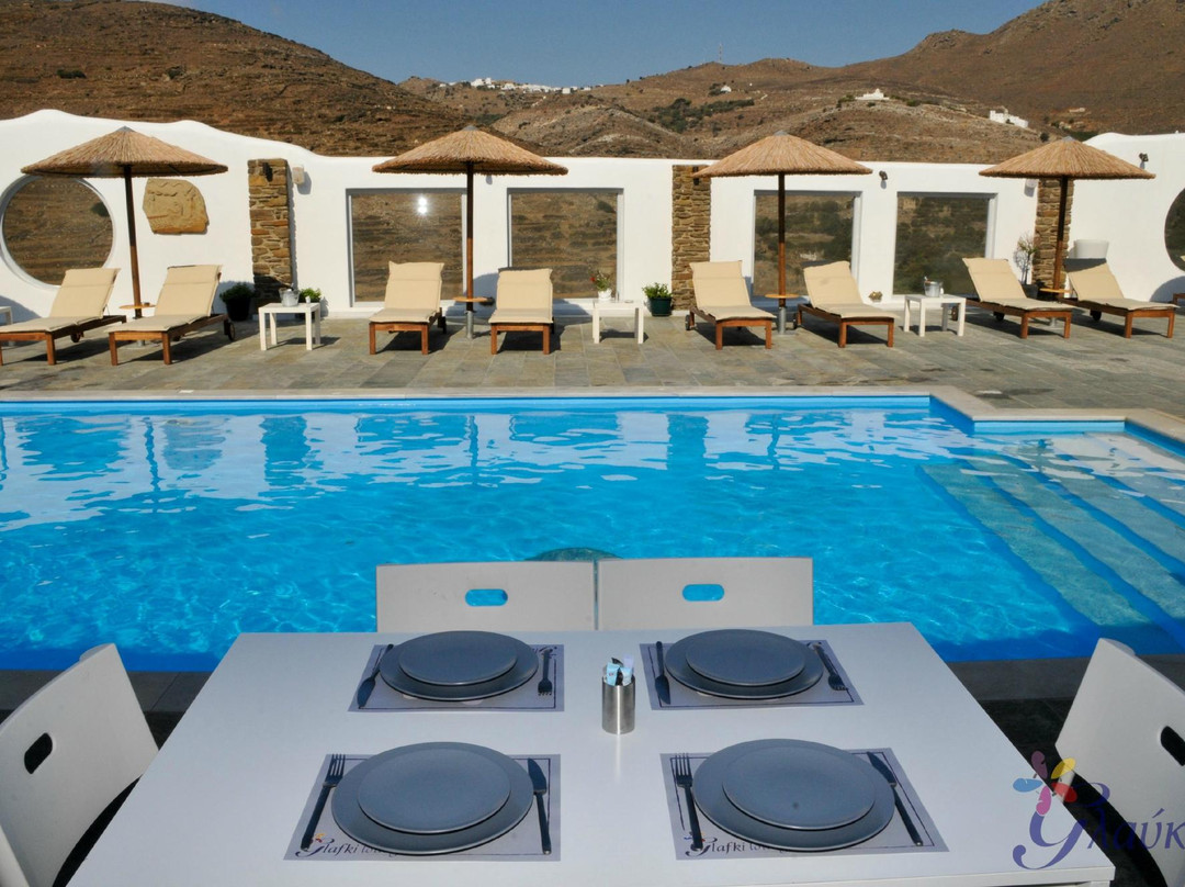 Glafki Hotel Tinos 的 克拉菲克酒店
