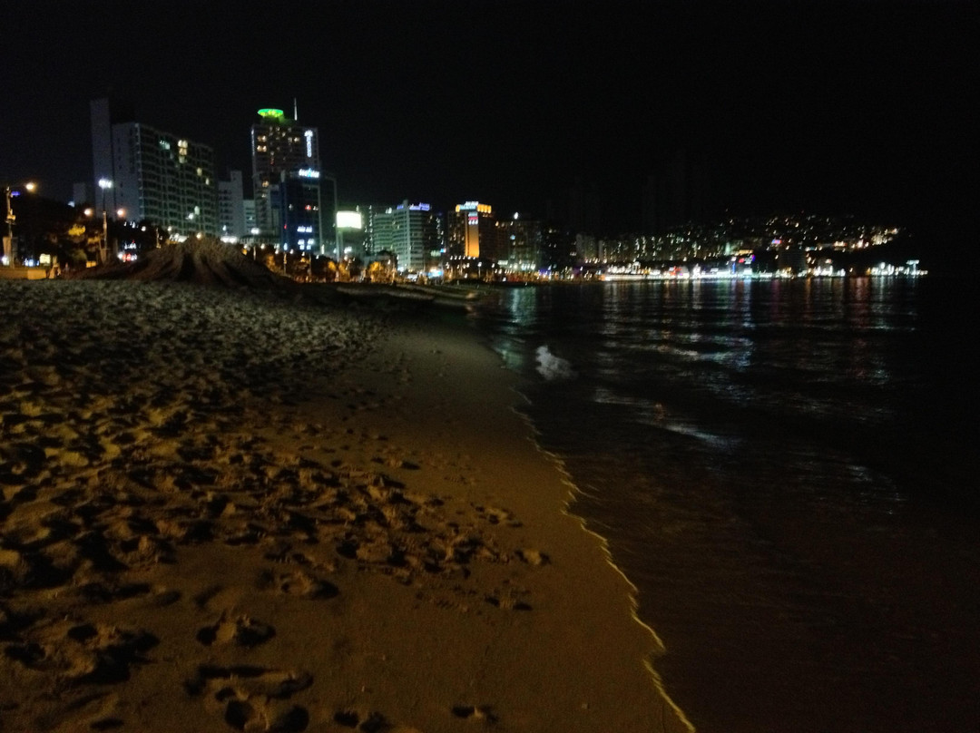 海云台海水浴场-釜山必去景点