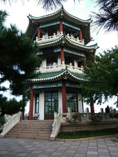 青岛小鱼山公园-青岛市必去景点