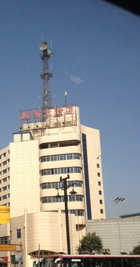 陇海大酒店主图