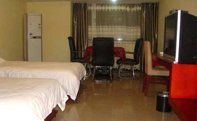 万豪快捷酒店主图