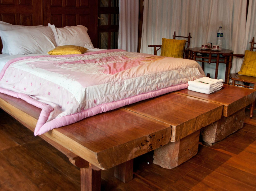 莱佛士度假酒店主图