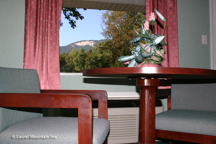 Laurel Mountain Inn主图