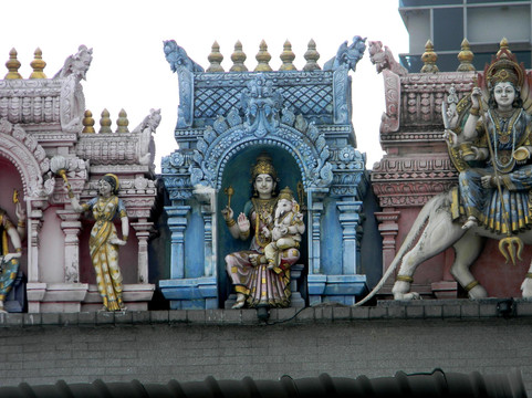 斯里-维拉玛卡里雅曼兴都庙-新加坡必去景点