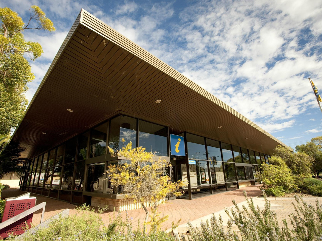 Broken Hill Visitor Information Centre景点图片