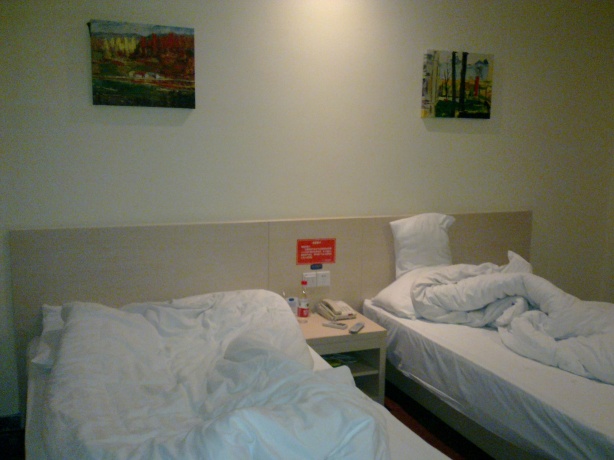 汉庭酒店(南京火车站南广场店）-客卧