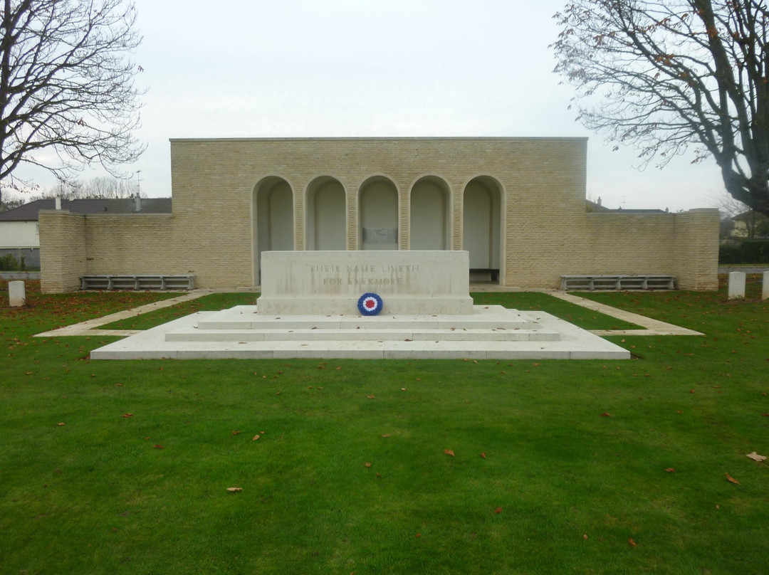 Ranville War Cemetery-Ranville必去景点