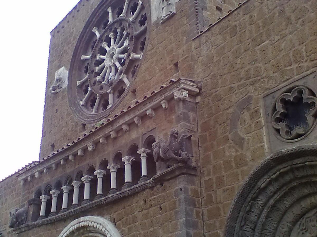 Basilica di Santa Maria Maggiore-Tuscania必去景点