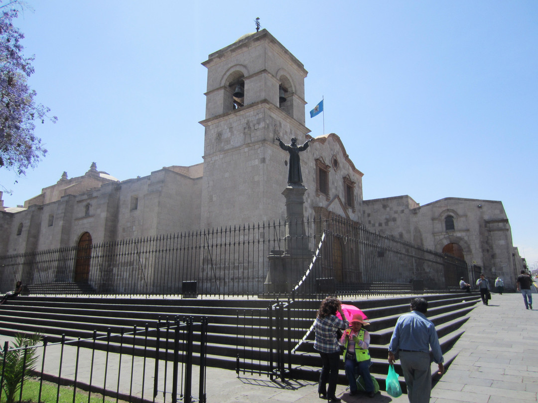 San Francisco Plaza, Church and Monastery-阿雷基帕必去景点