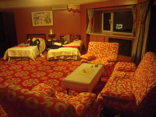 东海大酒店主图