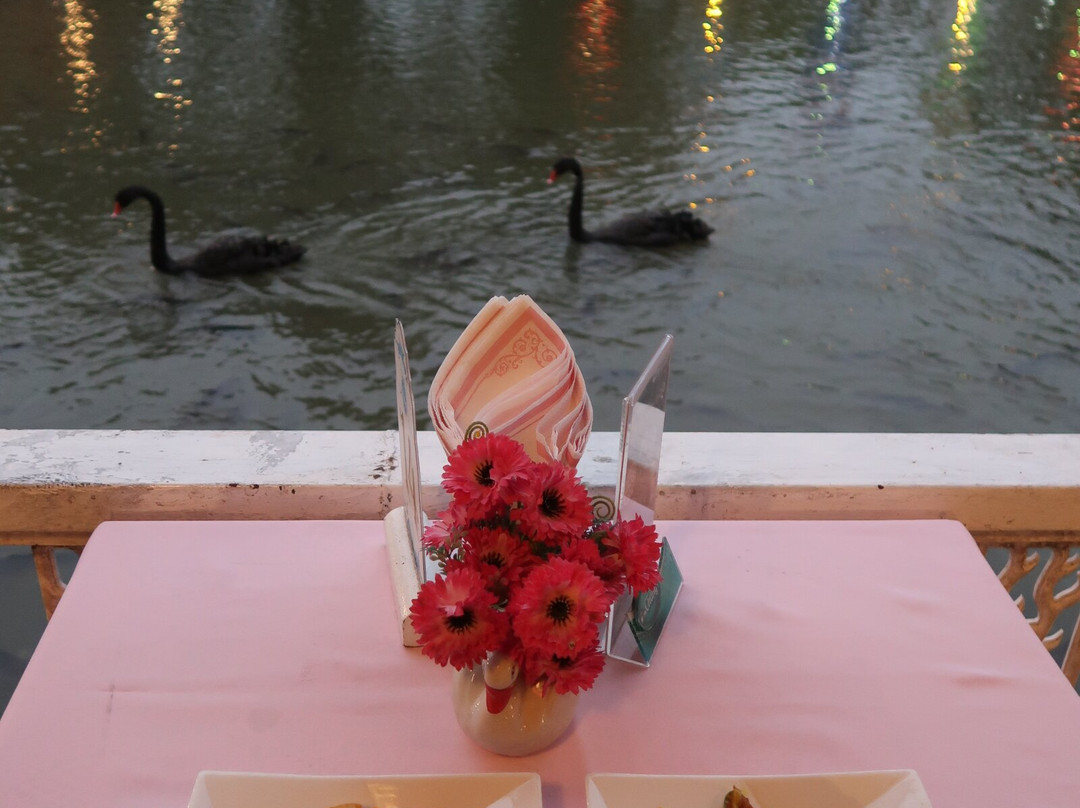 Pang Luang Garden Restaurant