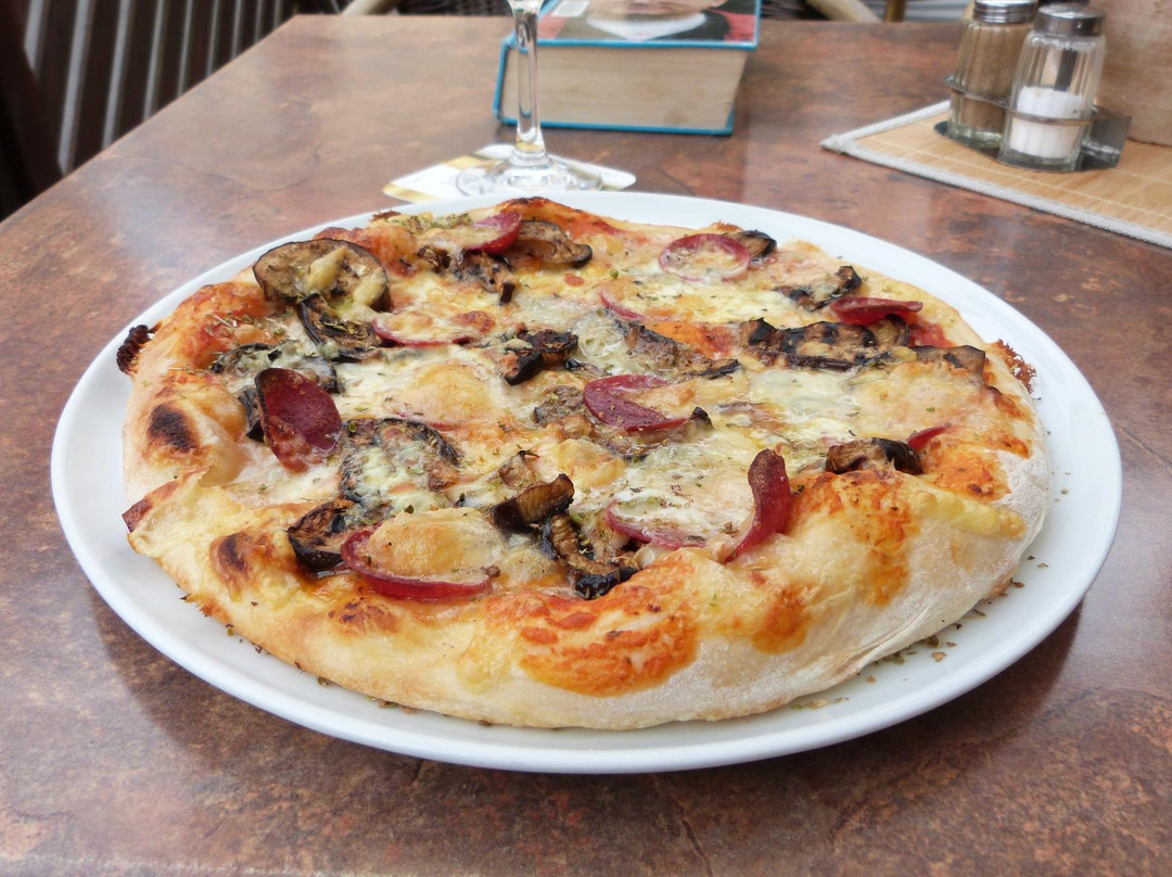 Lutzerath餐馆和美食-La Dolce Vita - Pizzeria
