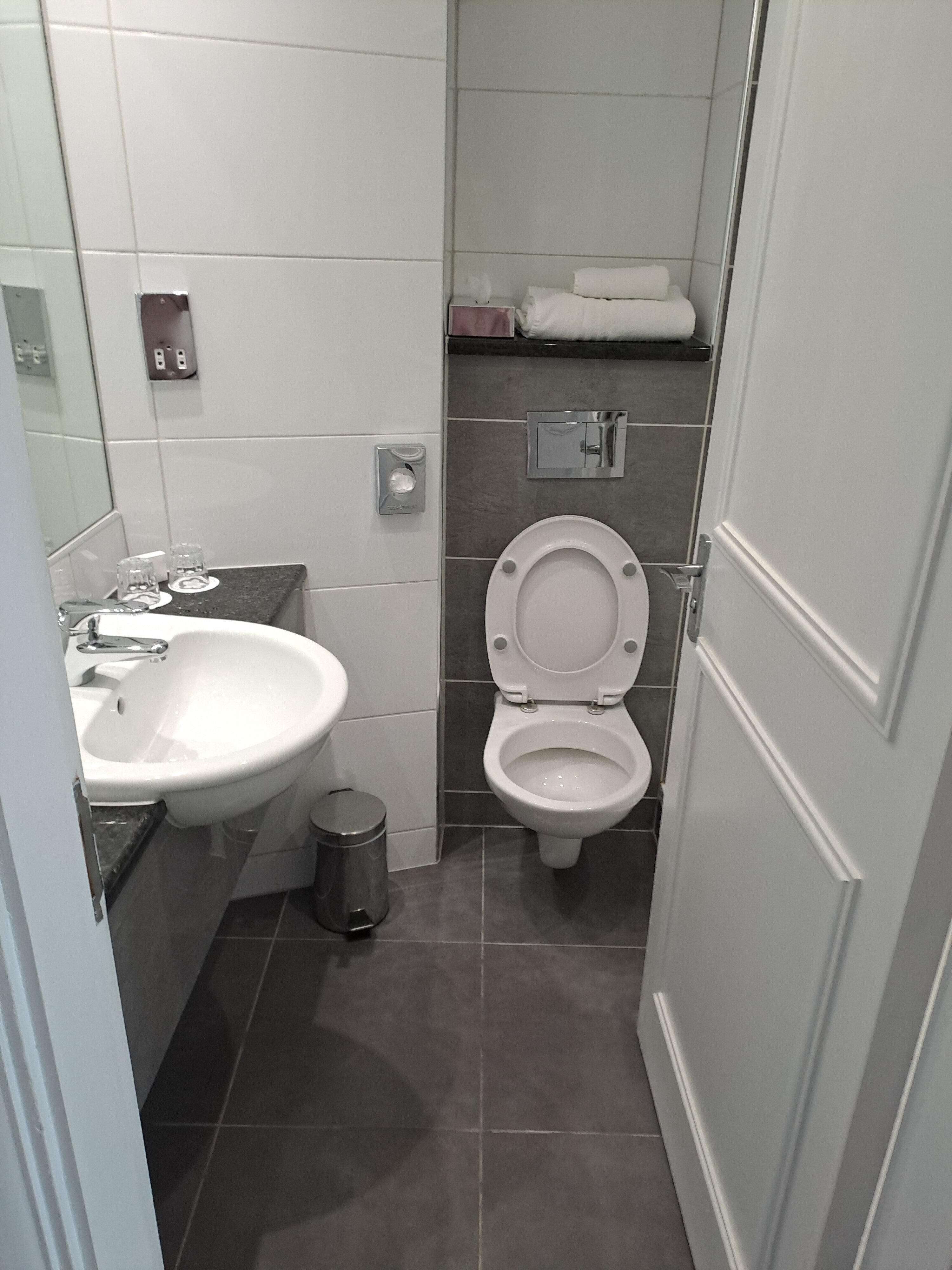 克莱瑞都柏林机场酒店-浴室