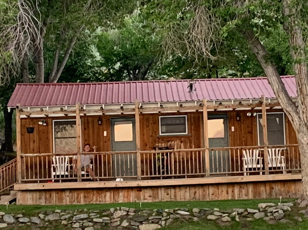 泰奥加莫诺湖旅馆主图