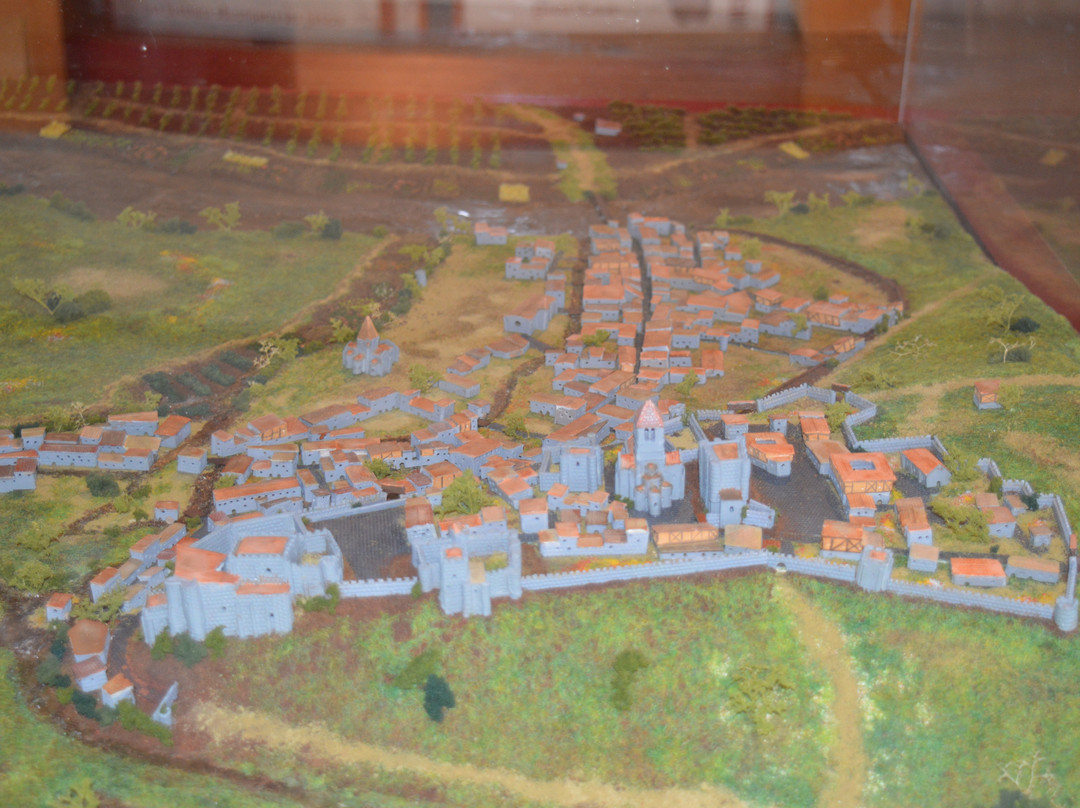 Musée des Traditions populaires-Chauvigny必去景点