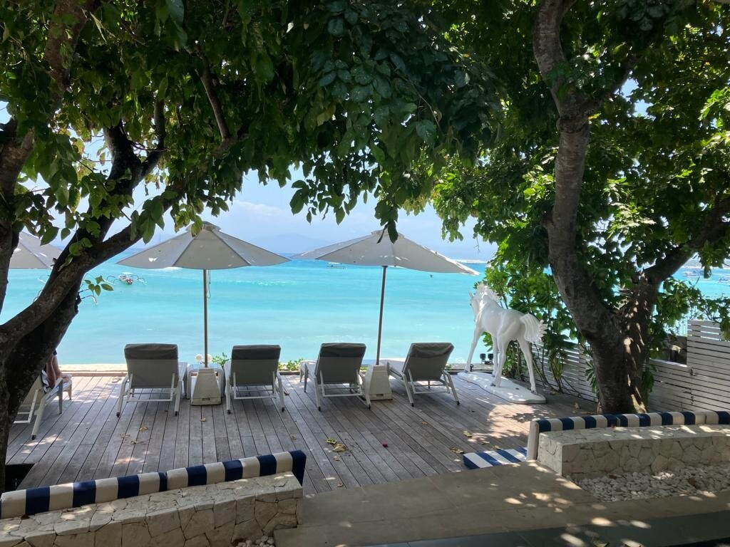 White Horse Resort主图